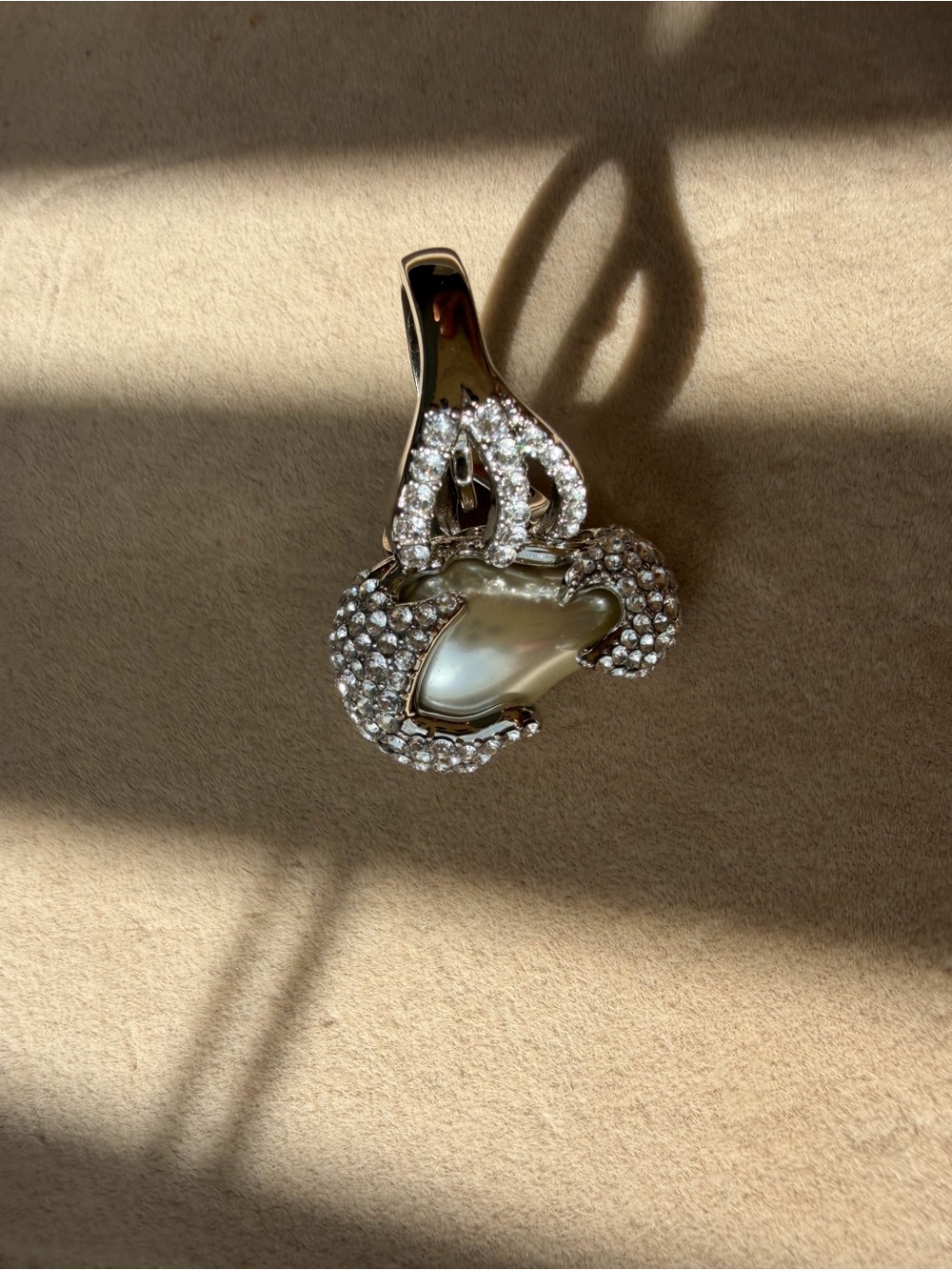 Size 7 Silver-Tone Pearl & Crystal Statement Pendant